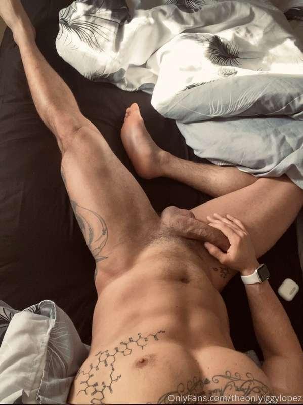 MORNING WOOD ;) NEEDS MILKING