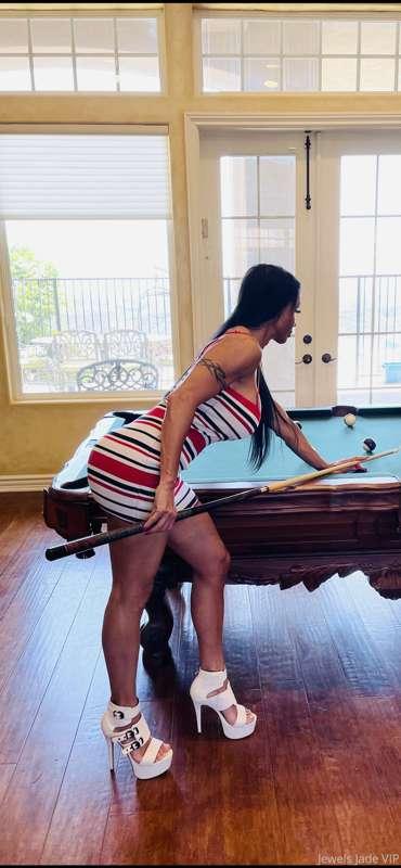🥂 Friday is Here!  What are we doing this Weekend?

🎱 Play s..