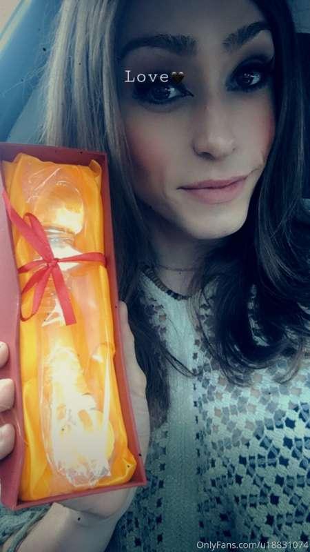 I love when im given surprises on my wishlist! I finally got..