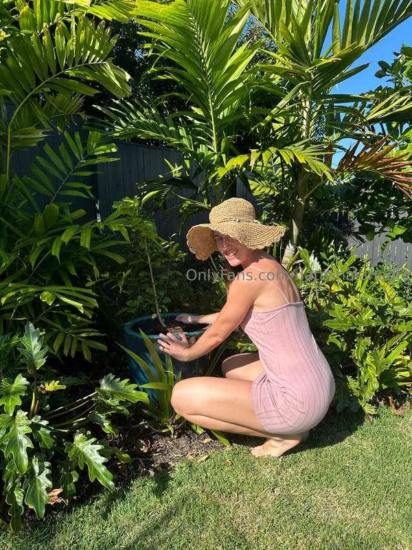 Planting some fruit trees 🍊 🍌 🥑 Gardening is one of my hobbi..