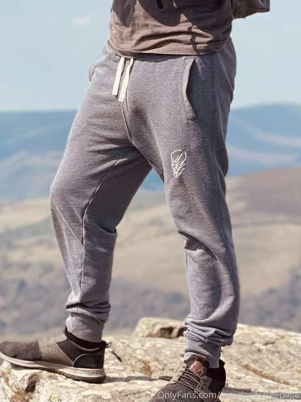 DeedsApparel grey marl joggers 
Available In sizes XS-S-M-L-..