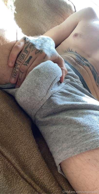 Morning boys, need this taken care of for me 😏