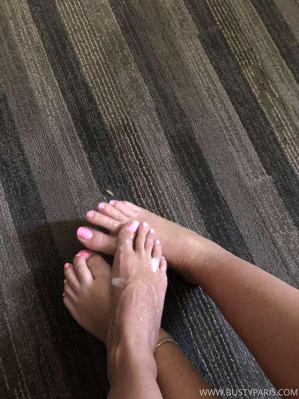 CUMMM ON MINE AND MY GIRLFRIENDS FEET FOOT FETISH ANYONE????
