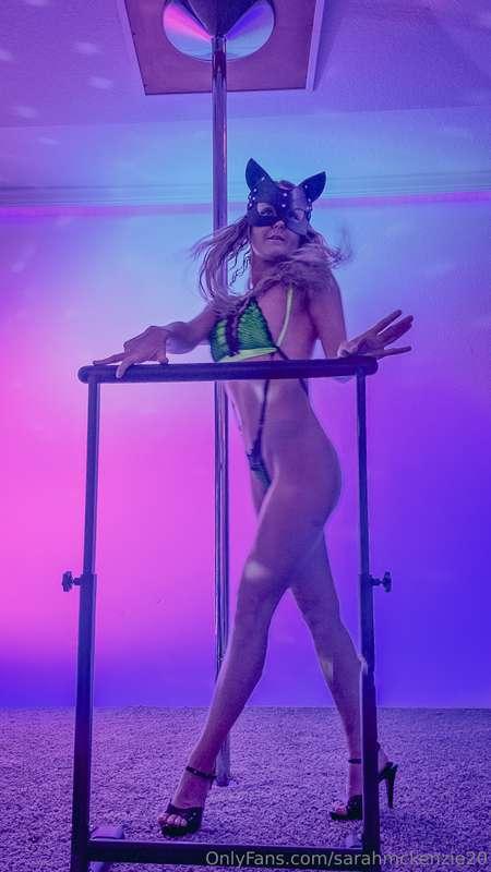 Anyone have a stripper fetish?