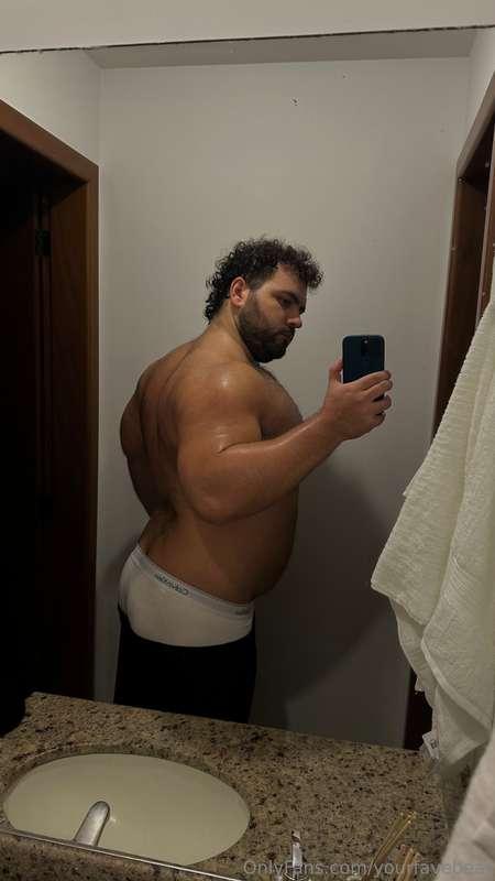 Sweaty calvins