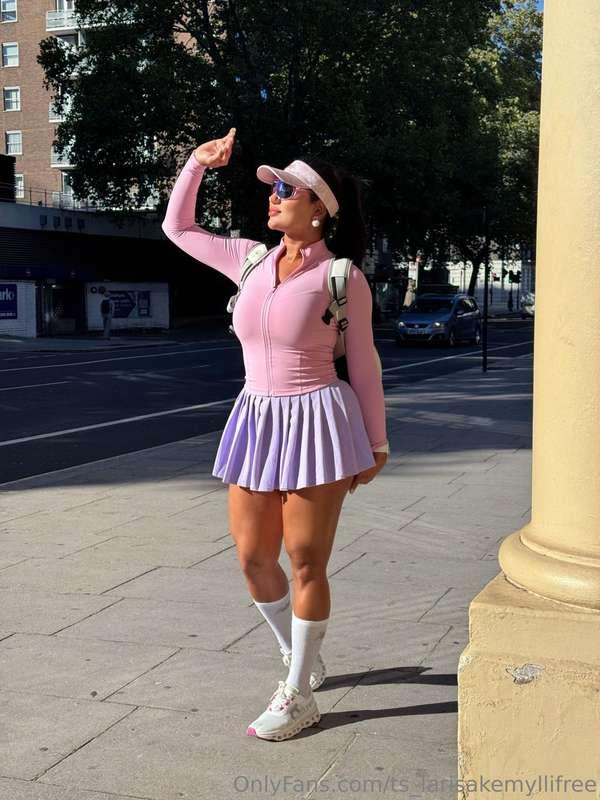 Do you play tennis, babe? 😏🎾 If not, I can teach you 😜🔥I’m w..