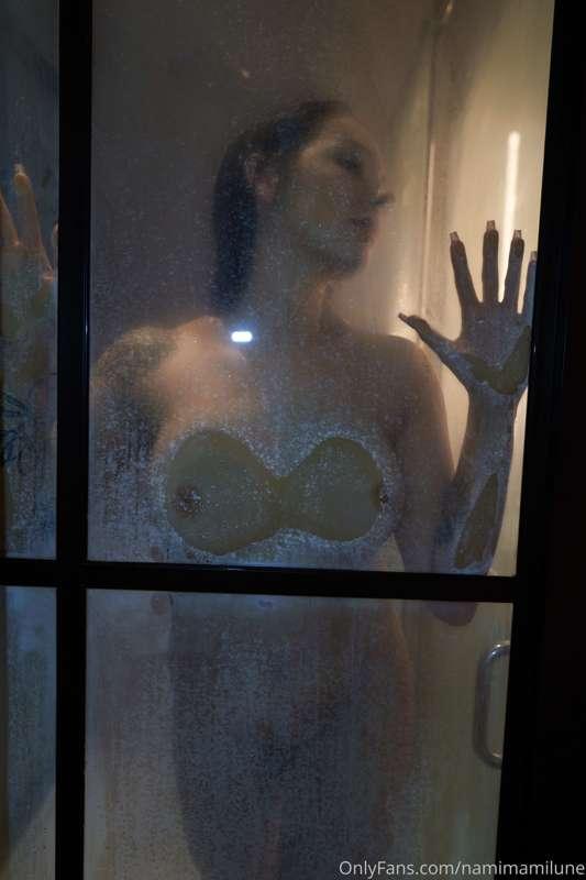 I’m sure you’d like to press me up against the glass line th..
