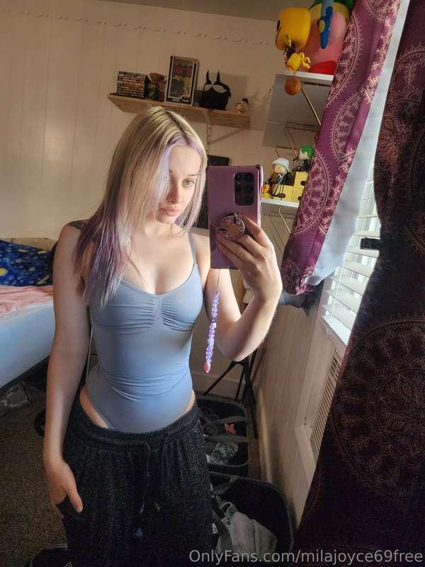 Do you like my new hair?Sub to my VIP page @milajoyce69 if y..