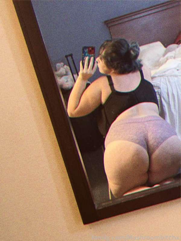 mushroombitchx image #1