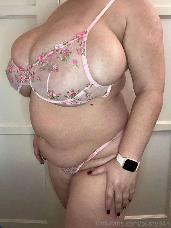 Do you like lingerie sets?