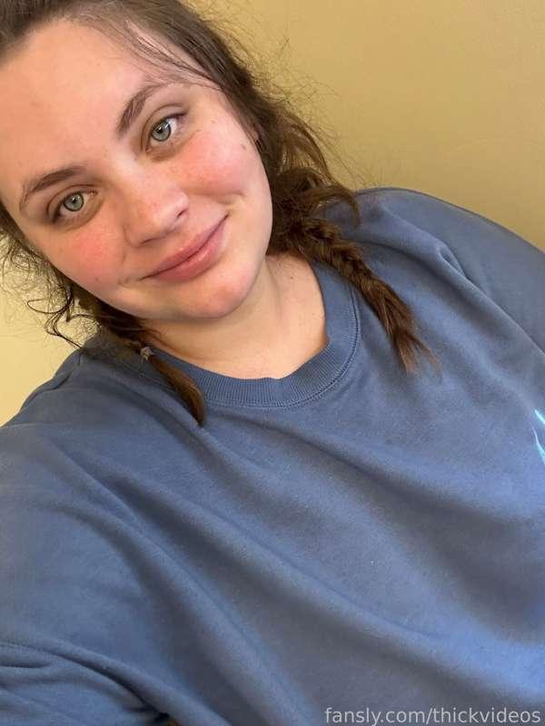 Good morning! 

#thick #curvy #bigtits #bigass #brunette #greeneyes #tattoos #pawg #bbw #milf #stomach #bigboobs #bigbooty #kinkfriendly #kinky #fyp #plussize