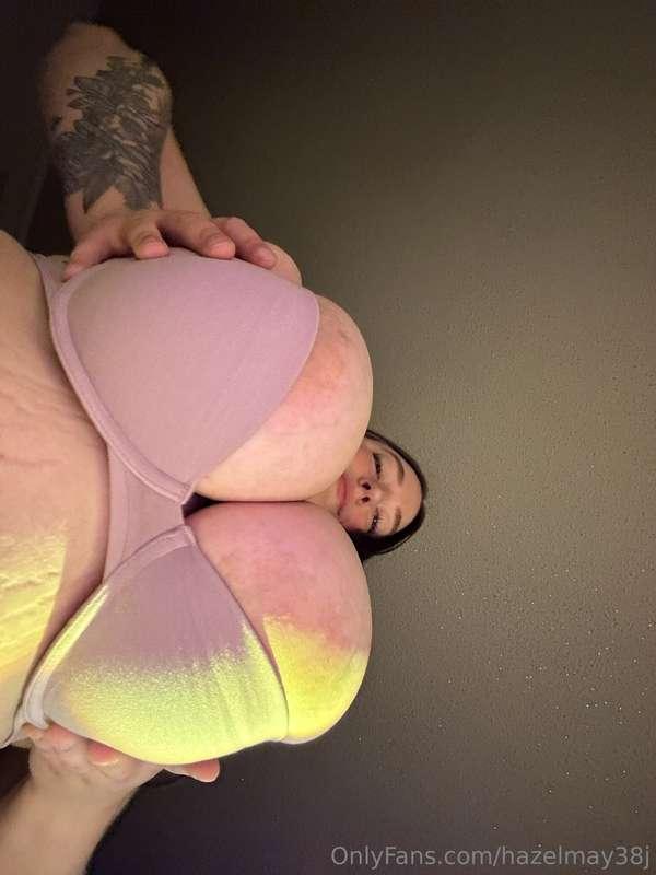 This A cup is so hard to squeeze over my N cups im about to ..