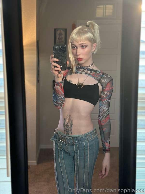 Hmu if you wanna see what I did next 💌😈