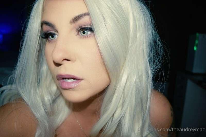 hi ;)