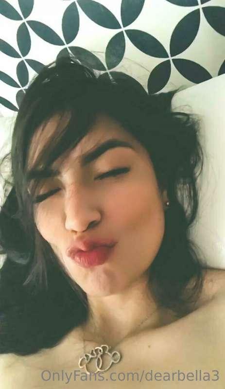 Be kissed... I loveit!