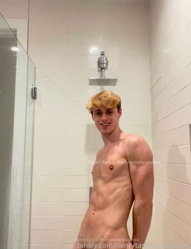 henrytastetherainbow image #1