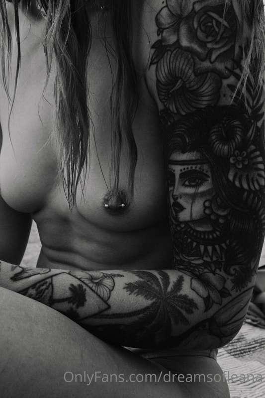 C‘mon honey, take me to the beach today.
