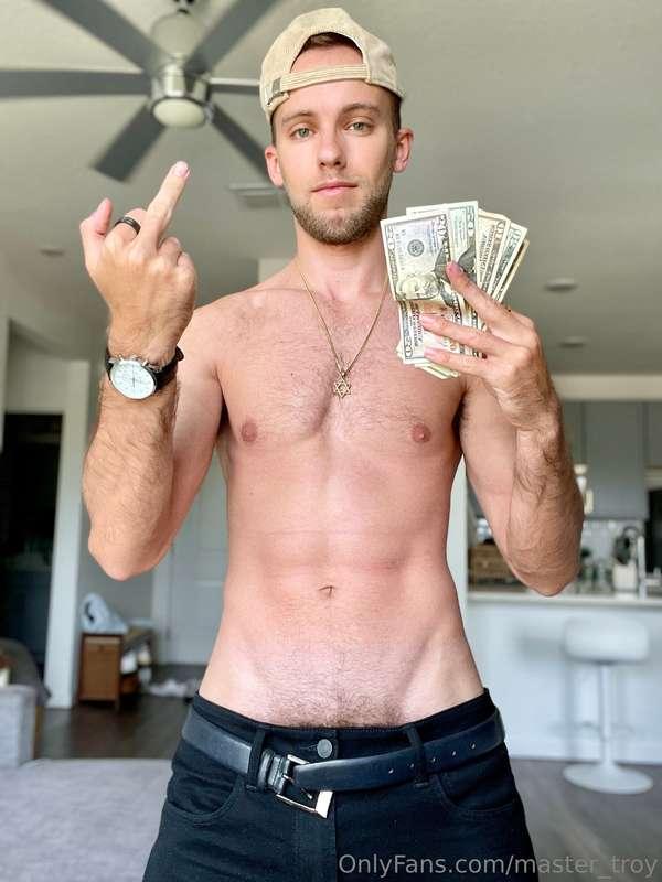 I’m handsome, educated, fit and rich. A pure alpha for you t..