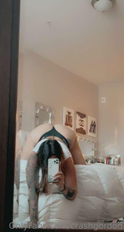 Insert daddy behind