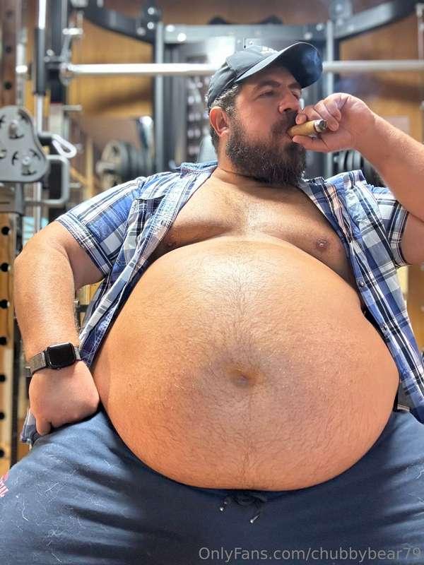 Very fat trucker…