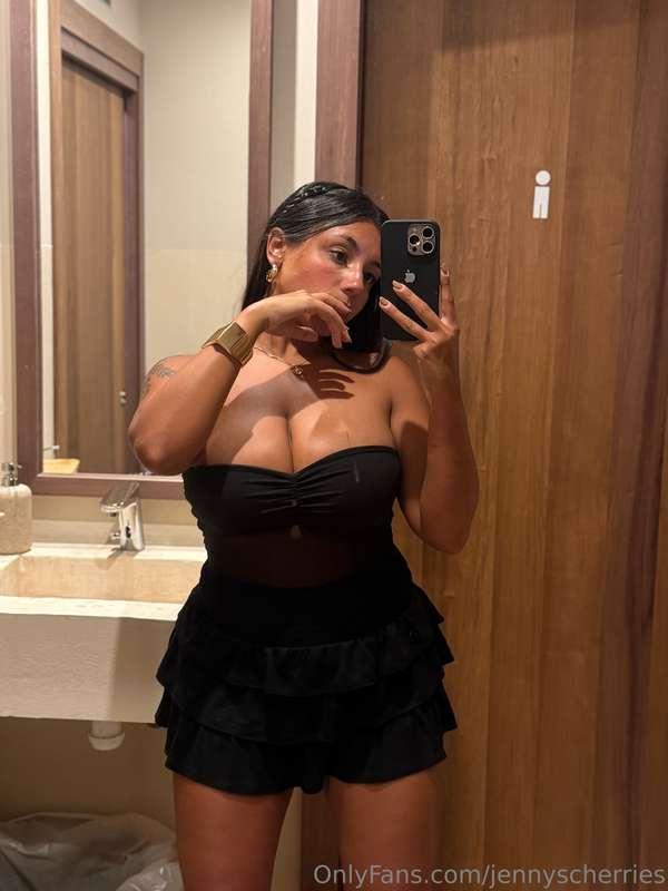 do you like teasing? good.. so do I 😘