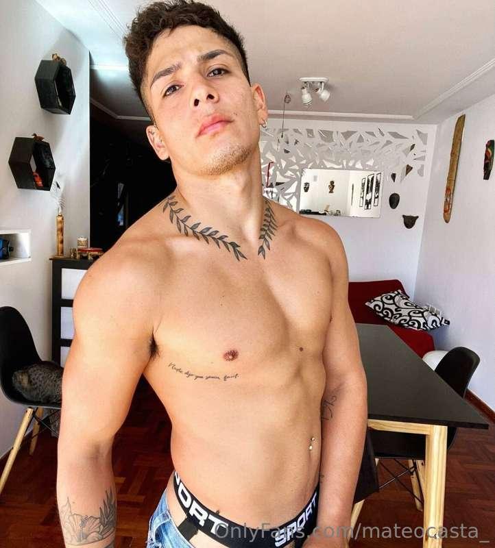 mateocasta_ image #0