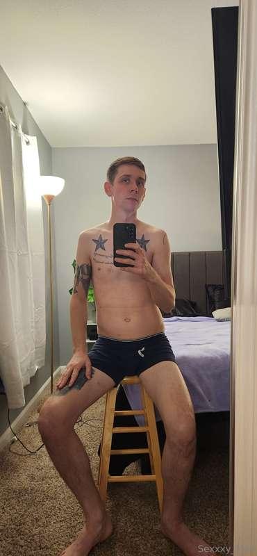 Hey everybody! Check me out !