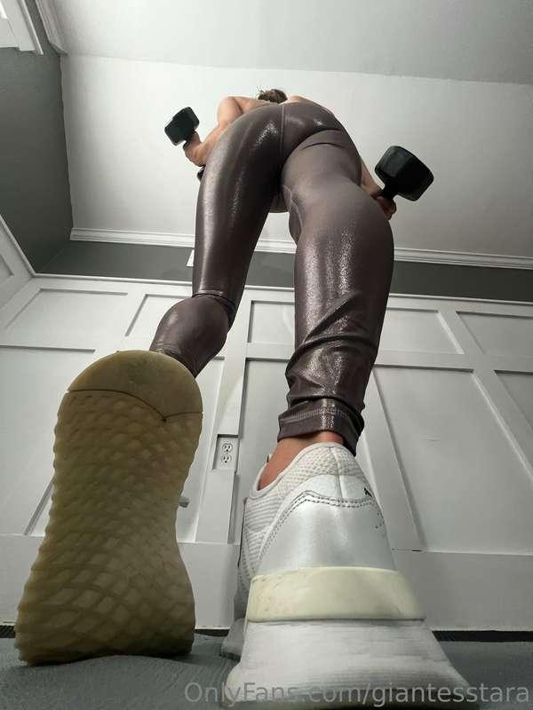 giantesstara image #0