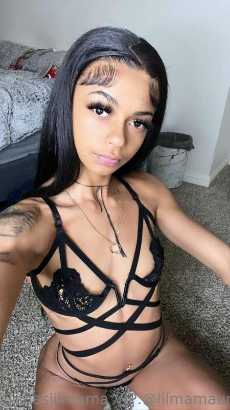 i want someone to cum rip this lingerie off my body !