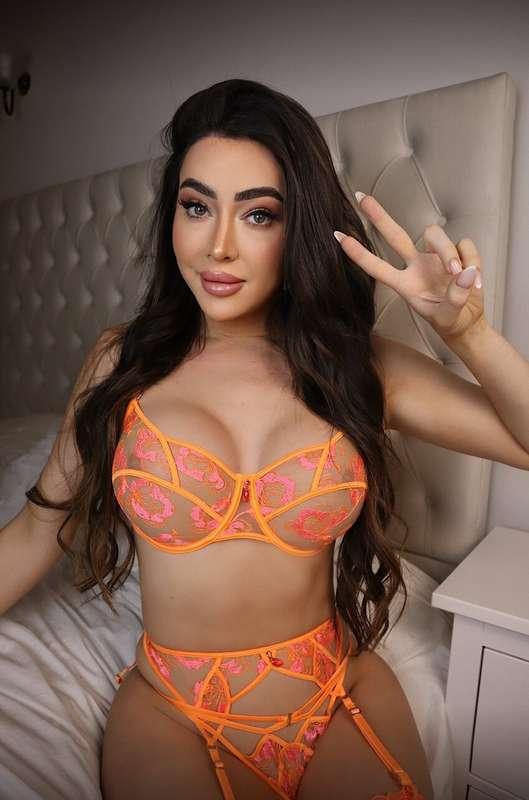 How far are you willing to go for some extra fun? 💋💦
