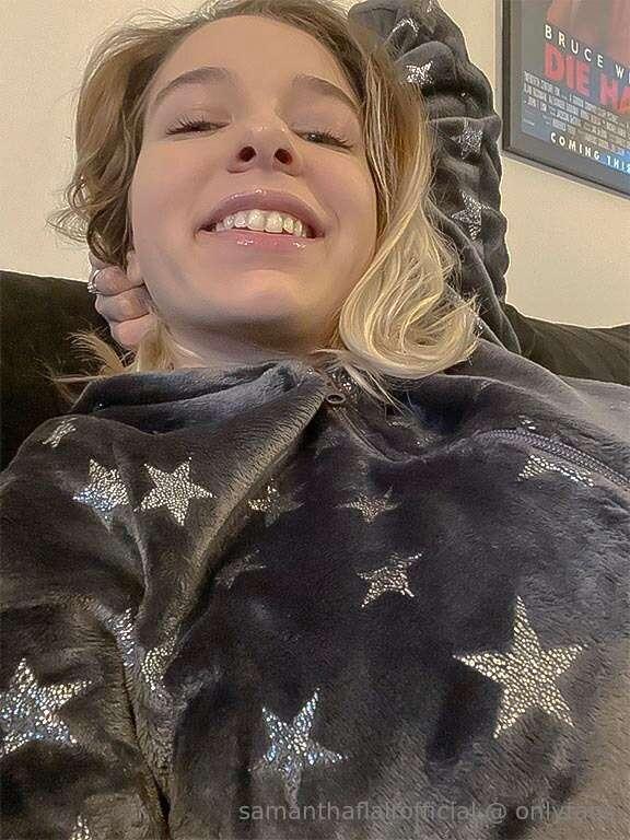 samanthaflairofficial image #1