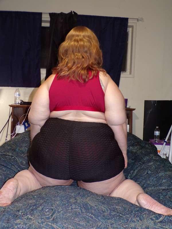 bootyfulannie image #1