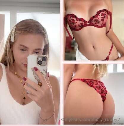 ## STUNNING BEAUTY ❤️ * @elizabeth_secret is able to excite ..