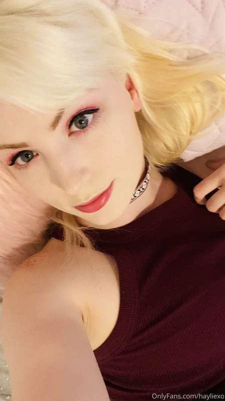 Going live for a few minutes! 
Not very long but if someone ..
