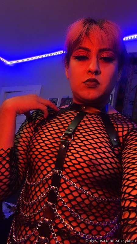 Suck my titties 💦