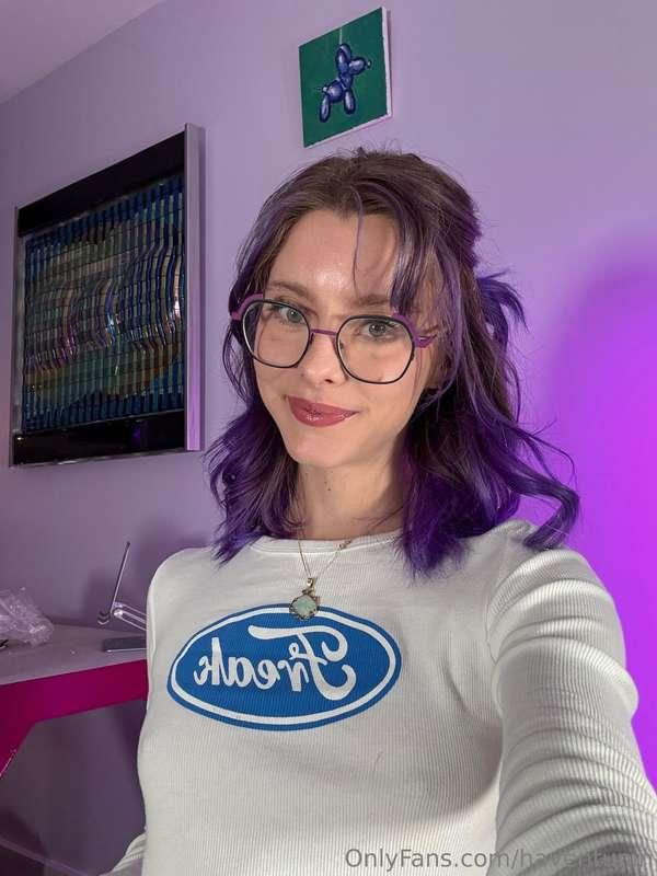 I’m live right now on @haven.tunin I hope you can join 💗