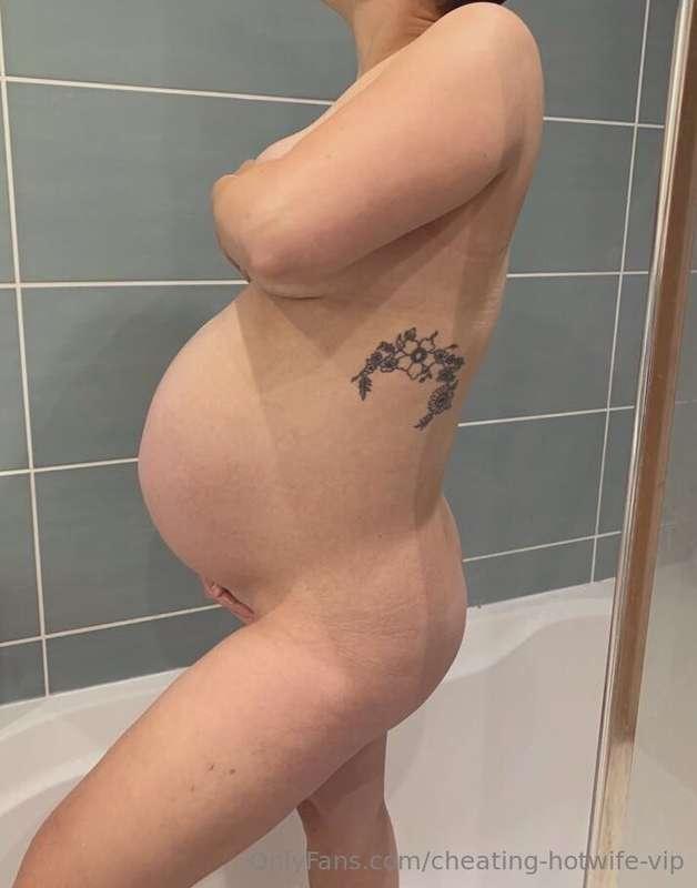 Happy Milf Day, a little throw back to pre OF and pregnant w..