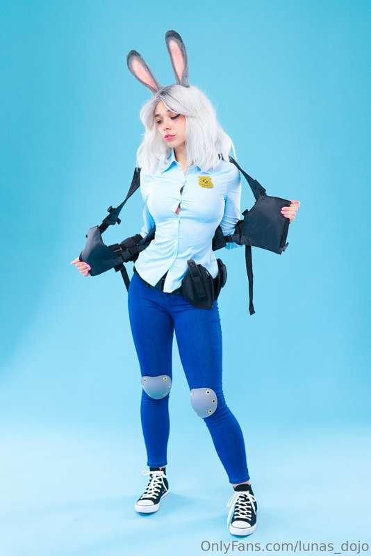 The full Judy Hopps set is finally here 🤭😍😏And it's 🔥🔞🥵🍒💦