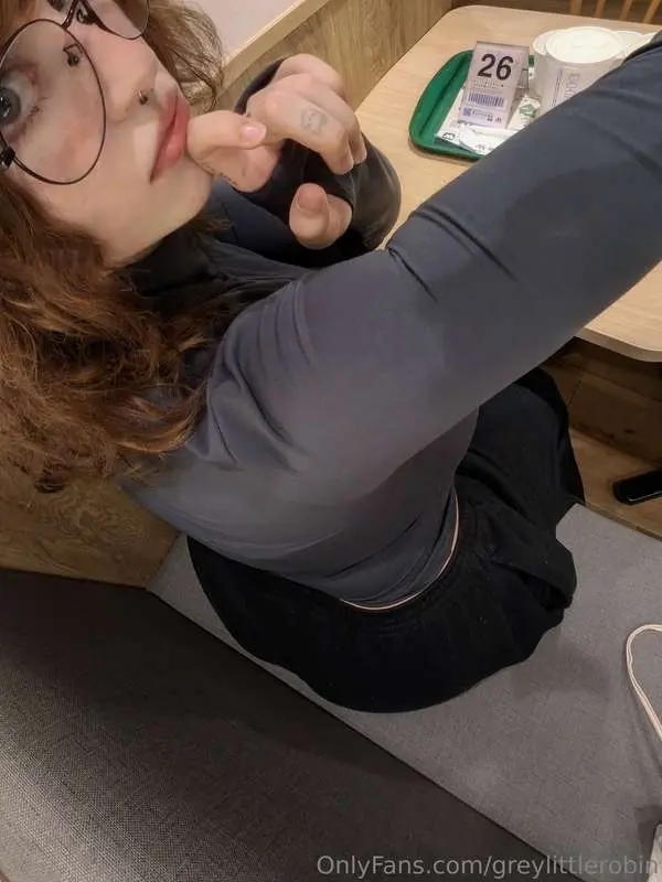 POV: You’re trying to focus, but I’m making it impossible. 👓..