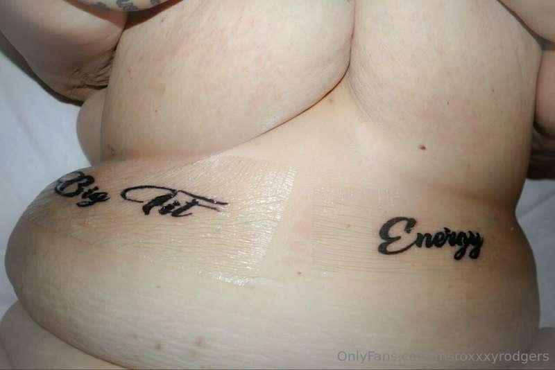 msroxxxyrodgers image #1