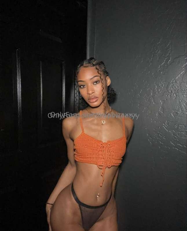 🚨 TOP EBONY LIVE SHOW TODAY!🚨petite famous ebony @islabizaxx..