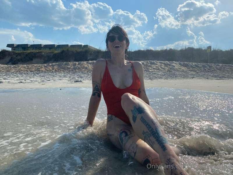 would u ever have beach sex? 😏