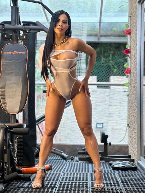 ***REWARDS FOR THE SUBS*** in the dm's if you prove your loy..