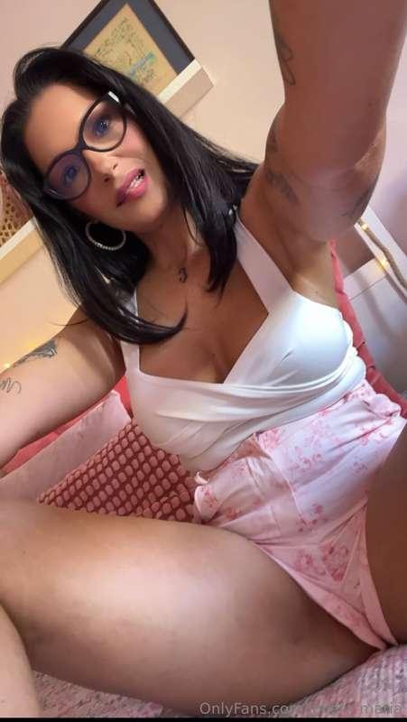 should i spread my legs wider? 🤭