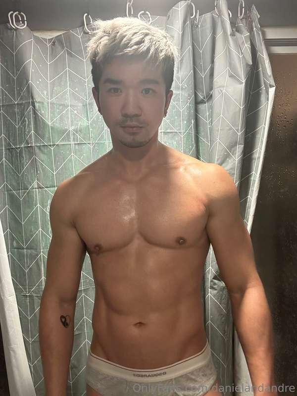 danielzhang image #0