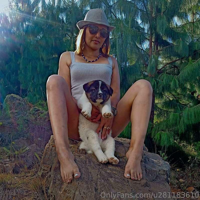 Llega la noche el calor sube, esperándote