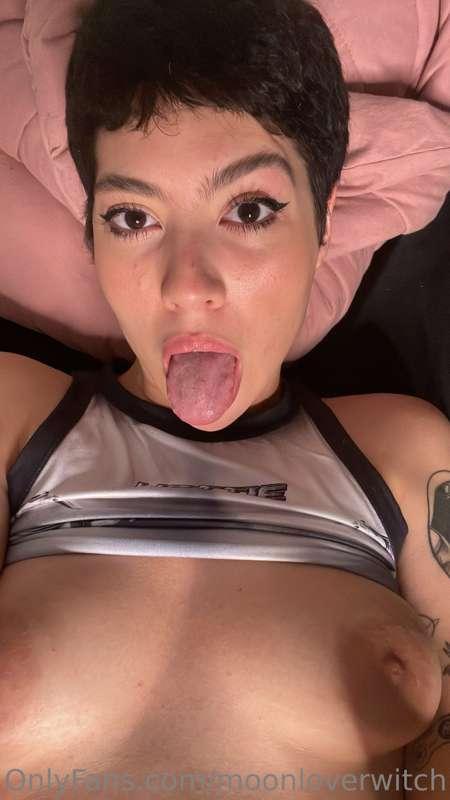 Cum here 🤤