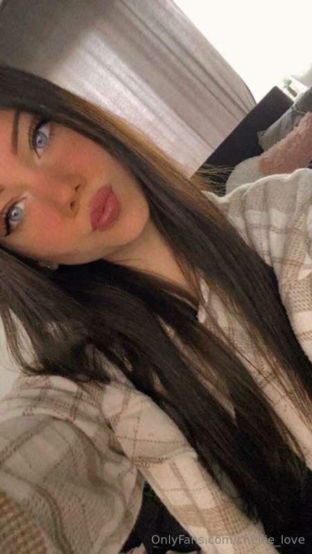 Online.. na auf was hast du lust ,,lass es mich in der dm wi..