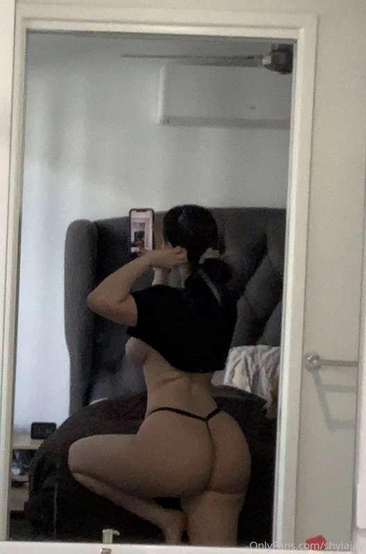would you be interested if I made a premium Snapchat story??..