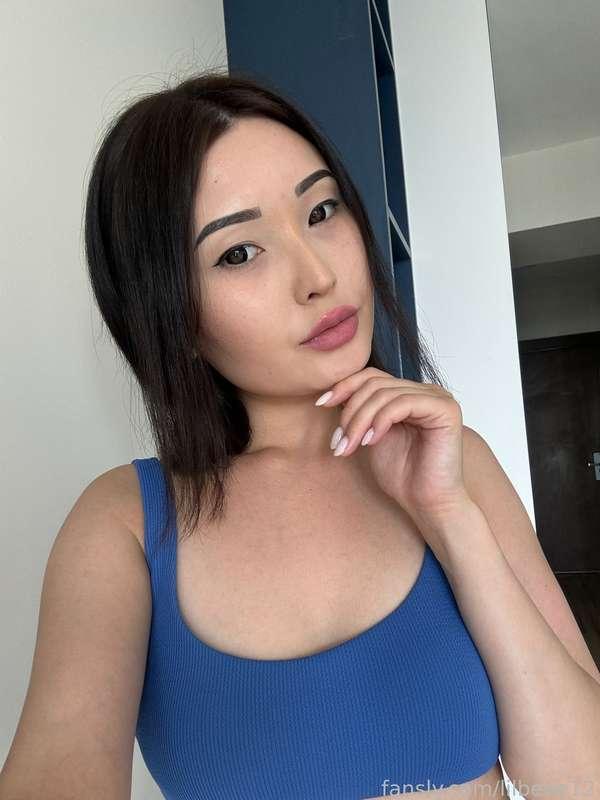 How did your morning start? Mine started with thoughts of you😏

#asian #cute #young #smalltits #girlnextdoor